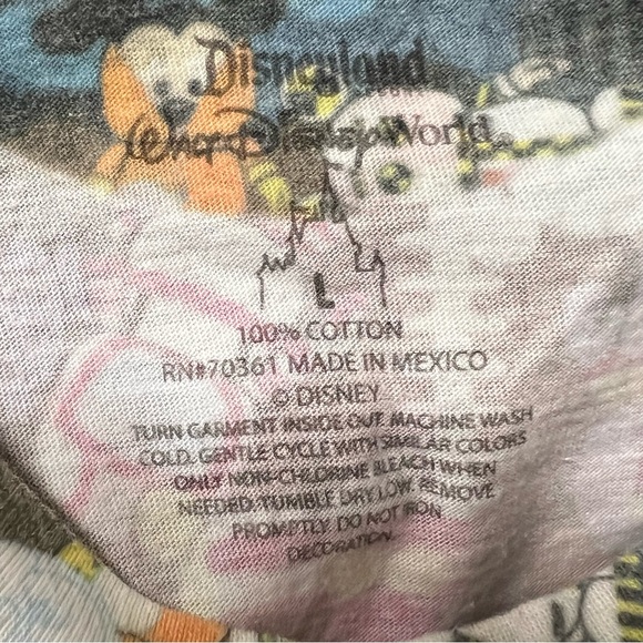 Disney Vinylmation Tee Shirt Size Large - Picture 3 of 4